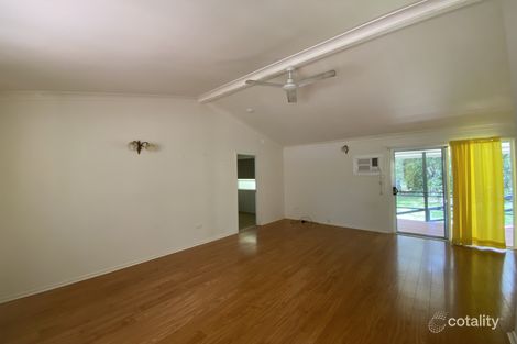 Property photo of 3 Sandpiper Parade Macleay Island QLD 4184