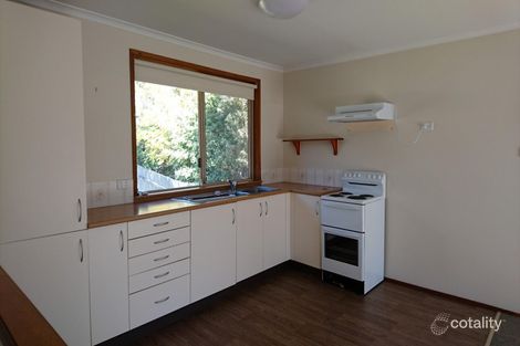 Property photo of 16 Ringbalin Crescent Bomaderry NSW 2541
