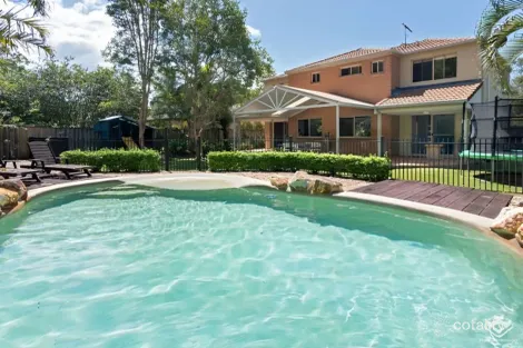 16 Palm St, Kenmore, QLD 4069