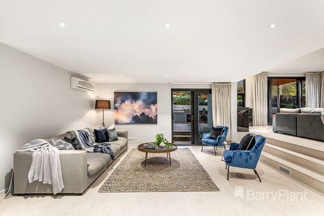 Property photo of 34 Moola Place Eltham VIC 3095