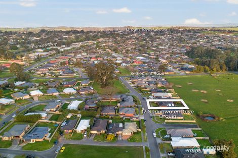 Property photo of 17 Springwater Drive Drouin VIC 3818