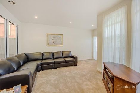Property photo of 4 Parklea Avenue Cairnlea VIC 3023