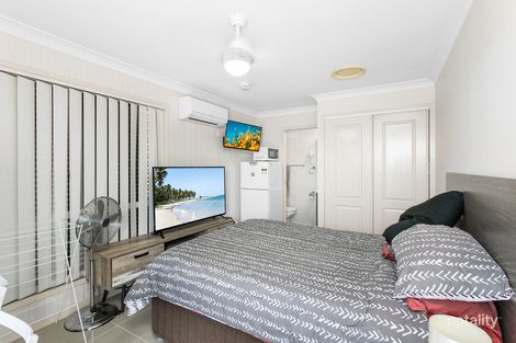 Property photo of 247 Anzac Avenue Kippa-Ring QLD 4021