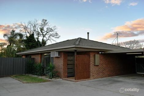 2/15 Sinnett Ct, West Wodonga, VIC 3690