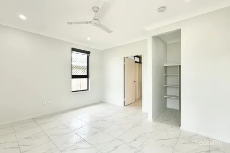 Property photo of 12 Bulla Place Kelso QLD 4815