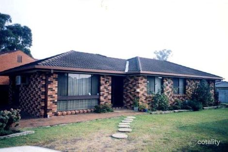 Property photo of 12 Seppelt Place Edensor Park NSW 2176