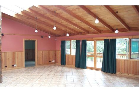 Property photo of 576 Leslie Road Leslie Vale TAS 7054