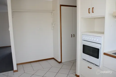 Property photo of 27 Gretel Drive Clinton QLD 4680