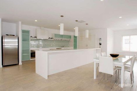 Property photo of 4 Tully Place Jerrabomberra NSW 2619