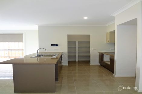 Property photo of 19 Verde Parade Epping VIC 3076