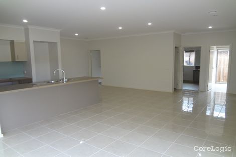 Property photo of 19 Verde Parade Epping VIC 3076