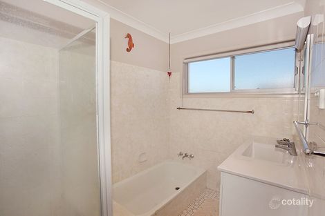 Property photo of 46 Saleng Crescent Warana QLD 4575