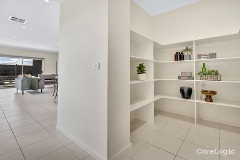 Property photo of 61 Barkers Crescent Mickleham VIC 3064