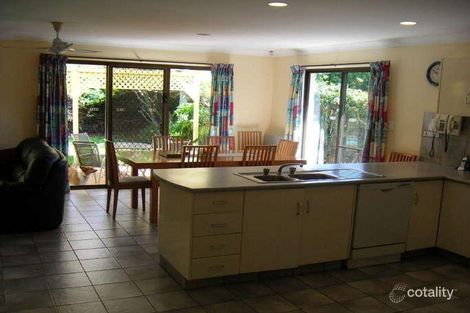 Property photo of 6 Naranja Crescent Benowa QLD 4217