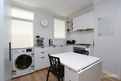 Property photo of 30/25 Robe Street St Kilda VIC 3182