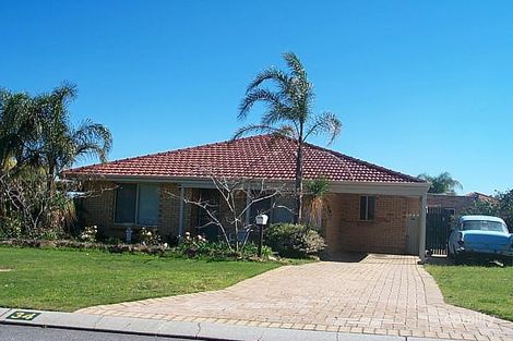 34 Paloma Loop, Marangaroo, WA 6064