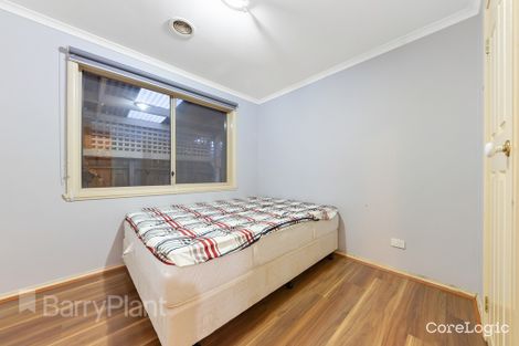 Property photo of 17 Moonstone Circuit St Albans VIC 3021