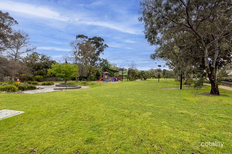 Property photo of 34 Oakdene Crescent Carnegie VIC 3163