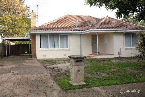 Property photo of 52 Clarendon Street Cranbourne VIC 3977