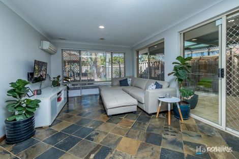 Property photo of 9 Wakefield Mews Quinns Rocks WA 6030