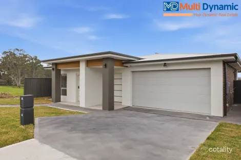 11 Baulking St, Ingleburn, NSW 2565