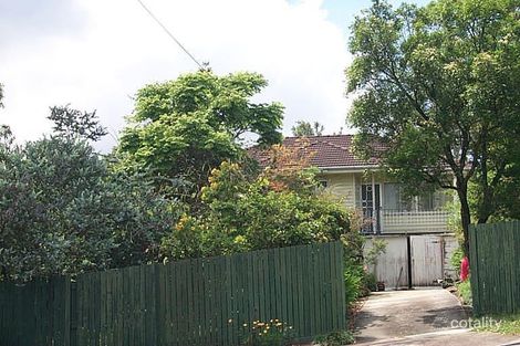 27 Farrant St, Stafford Heights, QLD 4053