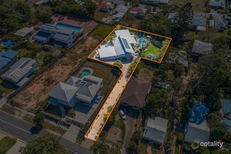 9 Palm Ave, Holland Park West, QLD 4121