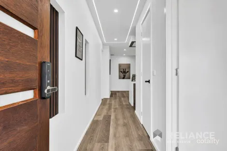 Property photo of 32 Howell Crescent Truganina VIC 3029