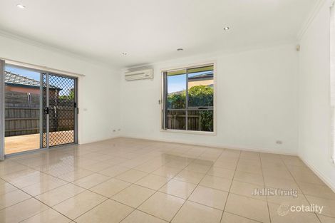 Property photo of 2/5 Cobb Street South Morang VIC 3752