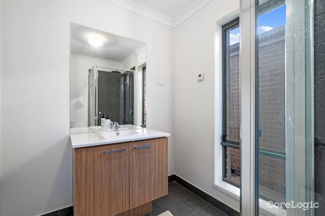 Property photo of 25 Fairbank Way Maddingley VIC 3340