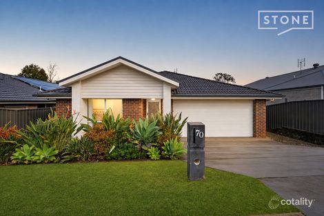 Property photo of 70 Figtree Boulevard Wadalba NSW 2259