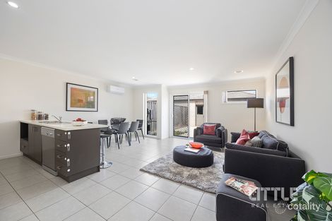 Property photo of 14 Hillgrove Way Mernda VIC 3754