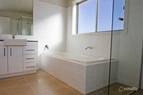 Property photo of 27 Neil Harris Crescent Forde ACT 2914