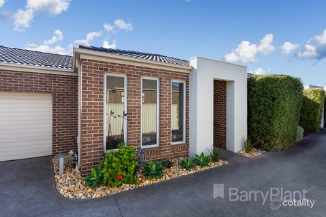 Property photo of 2/23 Tenerrife Crescent Point Cook VIC 3030