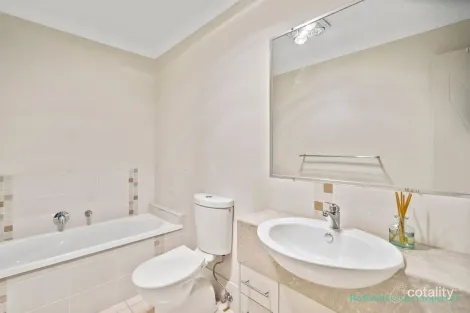 Property photo of 4/22 Boat Street Victoria Point QLD 4165