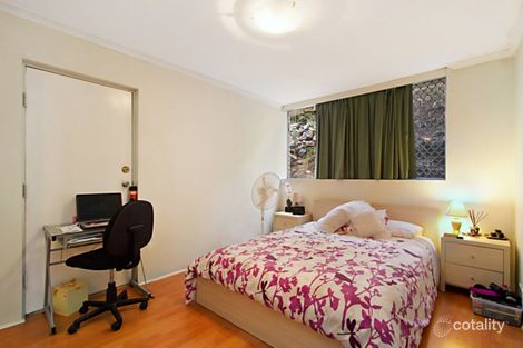 Property photo of 1/21 McIlwraith Street Auchenflower QLD 4066