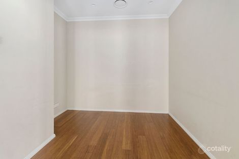 Property photo of 20 Huon Crescent Holsworthy NSW 2173