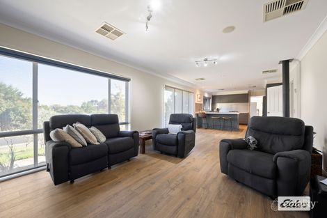 Property photo of 2 Phefley Court Wodonga VIC 3690