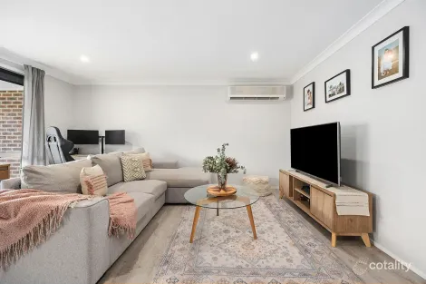 Property photo of 2 Kyooma Close Buff Point NSW 2262