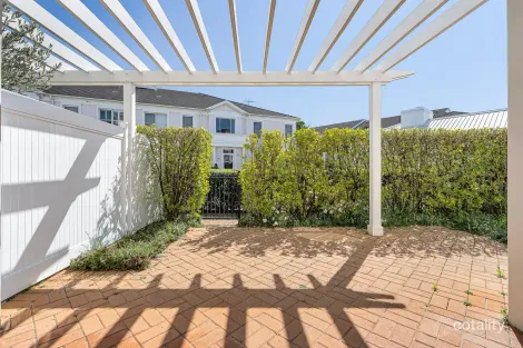 105/10 Fairwater Cl, Breakfast Point, NSW 2137