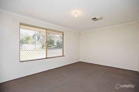 Property photo of 5 Albermarle Close Coodanup WA 6210