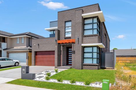 Property photo of 10 Landholder Road Carnes Hill NSW 2171