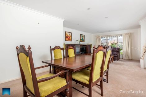 Property photo of 10 Freestone Crescent Jerrabomberra NSW 2619
