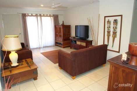 Property photo of 2/6 Ruth Anne Close Labrador QLD 4215