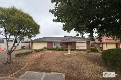 17 Maxwell Ct, Evanston Park, SA 5116
