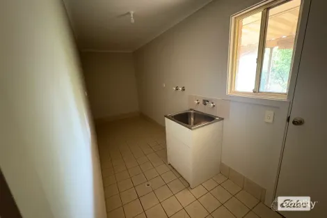 Property photo of 17 Maxwell Court Evanston Park SA 5116