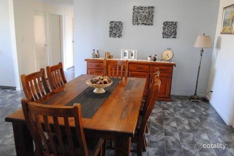 Property photo of 8 Davis Place Warwick QLD 4370