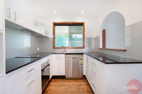 Property photo of 14 Alvira Close Rutherford NSW 2320