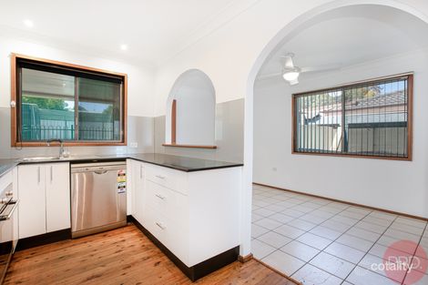 Property photo of 14 Alvira Close Rutherford NSW 2320