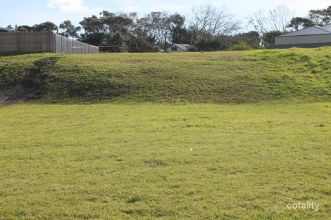 Property photo of 15 Tea Tree Court Inverloch VIC 3996